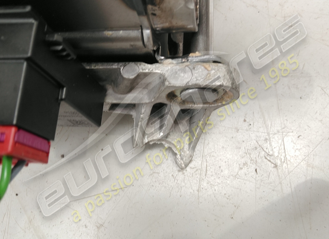 beschädigte lamborghini lenksäule obert.evls rl rdw. teilenummer 4m2419506m (2)