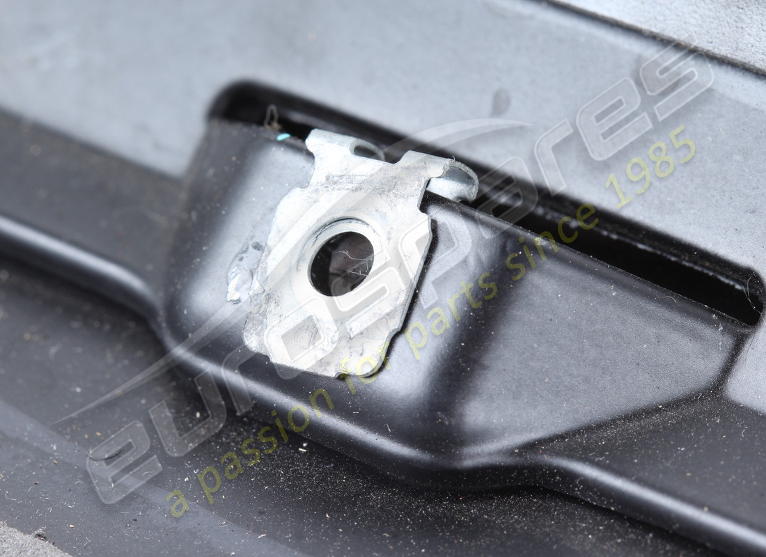 VERWENDET LAMBORGHINI TRIM. TEILENUMMER 408853236C (4) verwendet lamborghini trim. teilenummer 408853236c (4)