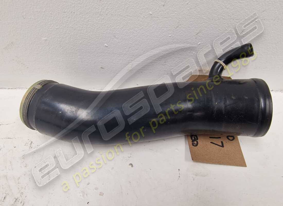 GEBRAUCHTER Maserati KRAFTSTOFFEINFÜLLHALS. TEILENUMMER 379290117 (1)