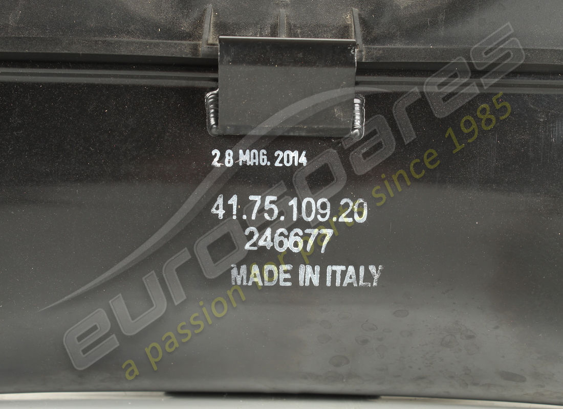 GEBRAUCHTER FERRARI LUFTFILTERKASTEN KOMPLETT. TEILENUMMER 284707A (4) gebrauchter ferrari luftfilterkasten komplett. teilenummer 284707a (4)