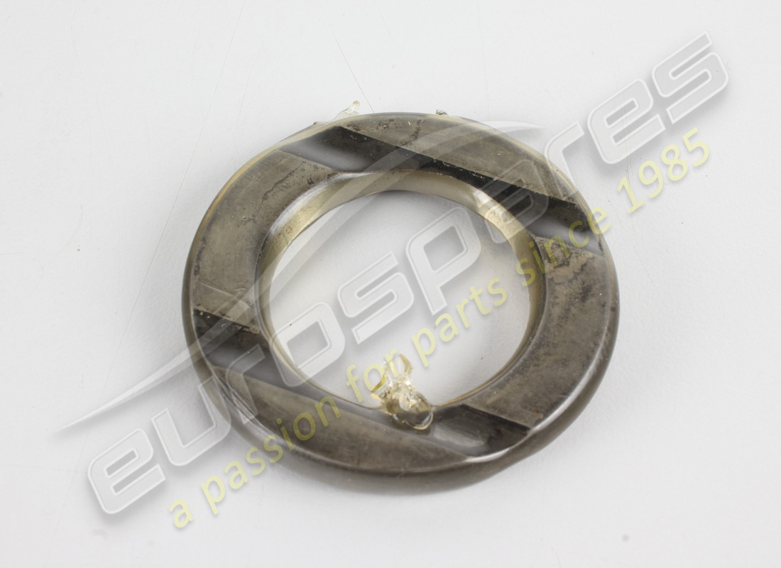 neuer ferrari-abstandshalter. teilenummer 156940 (1)