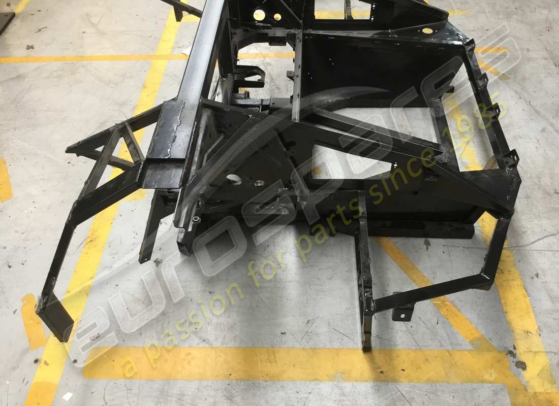 neuer lamborghini-rahmen. teilenummer 410898045 (4)