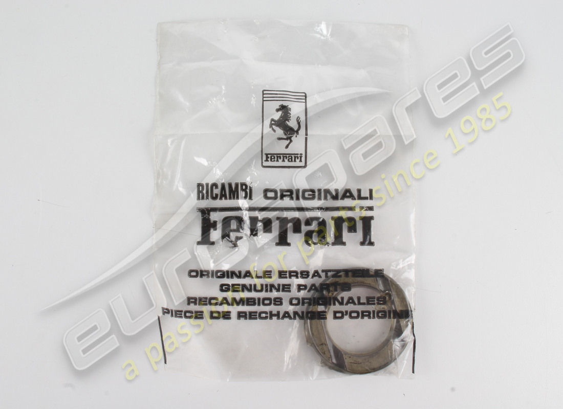 neuer ferrari-abstandshalter. teilenummer 156940 (2)