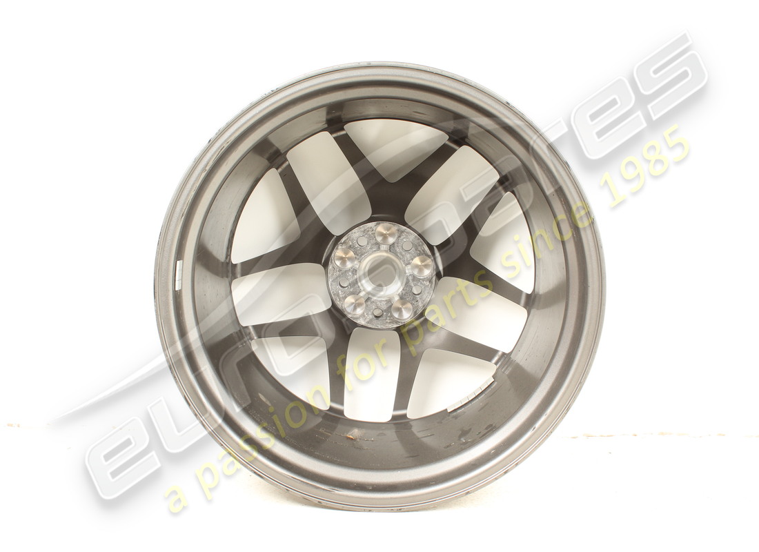 gebrauchtes ferrari hinterrad. teilenummer 294831 (3)