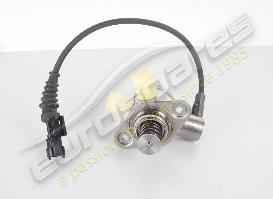 neue ferrari rh-kraftstoffpumpe. teilenummer 290031 (1)