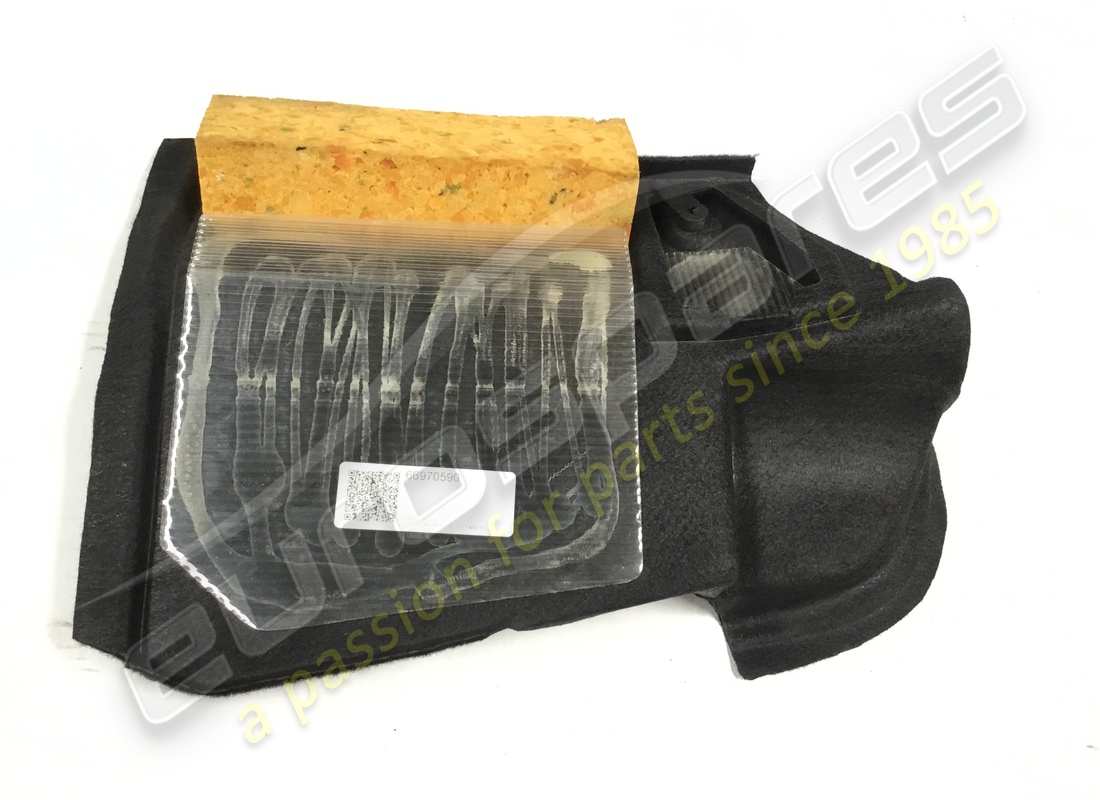 neuer ferrari batterieschutz rh carp. teilenummer 66970590 (2)
