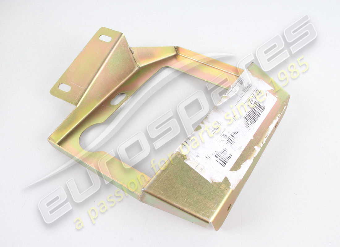 NEUE MASERATI NEBELSCHEINWERFER-BEFESTIGUNGSHALTERUNG RECHTS. TEILENUMMER 376330670 (2) neue maserati nebelscheinwerfer-befestigungshalterung rechts. teilenummer 376330670 (2)