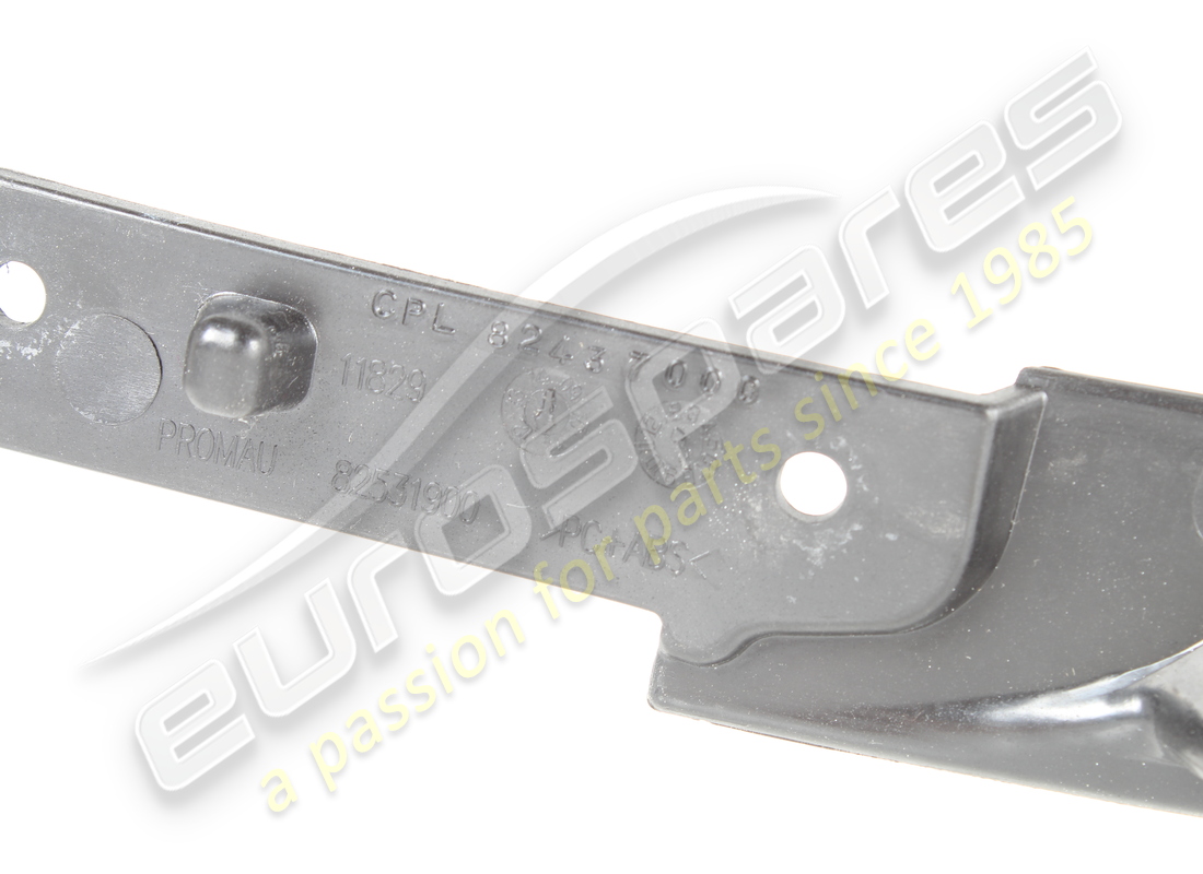 GEBRAUCHT FERRARI KOMPLETTER RECHTER DEFROSTER, HALBOBERE TEILENUMMER 82437000 (4) gebraucht ferrari kompletter rechter defroster, halbobere teilenummer 82437000 (4)