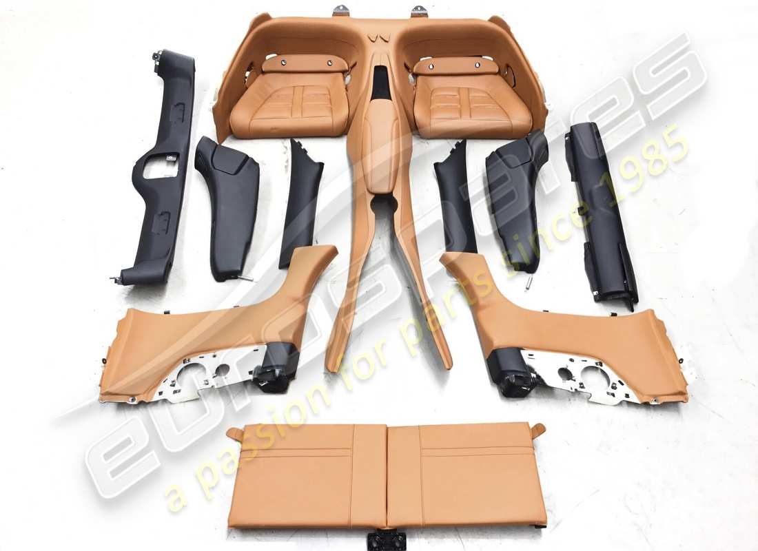 GEBRAUCHT Eurospares CALIFORNIA T INNENAUSSTATTUNGSSATZ. TEILENUMMER EAP1373863 (1)