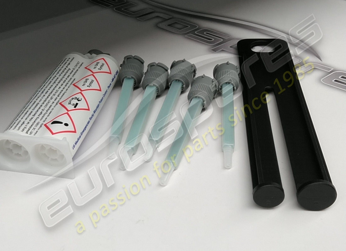 neues porsche klebeset. teilenummer 4330653 (1)