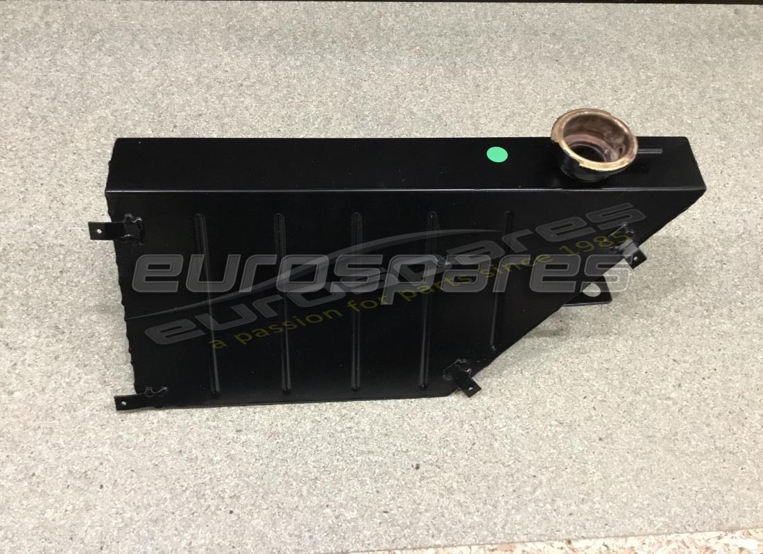 neuer oe headertank. teilenummer 117691 (1)