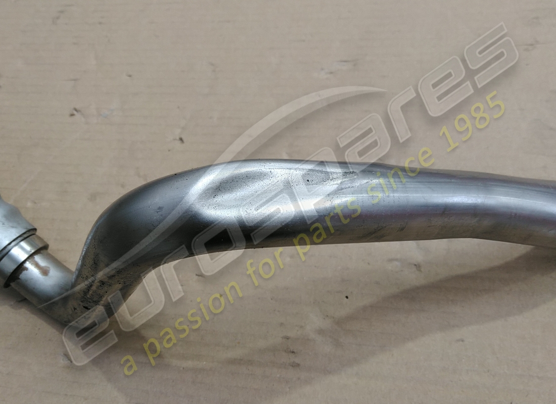 beschädigt lamborghini schlauch saugp.-oelkühler. teilenummer 4s0117413f (2)