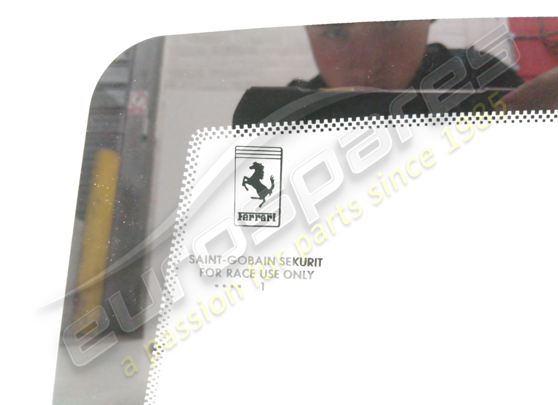 neuer ferrari hinterer bildschirm. teilenummer 83545500 (2)