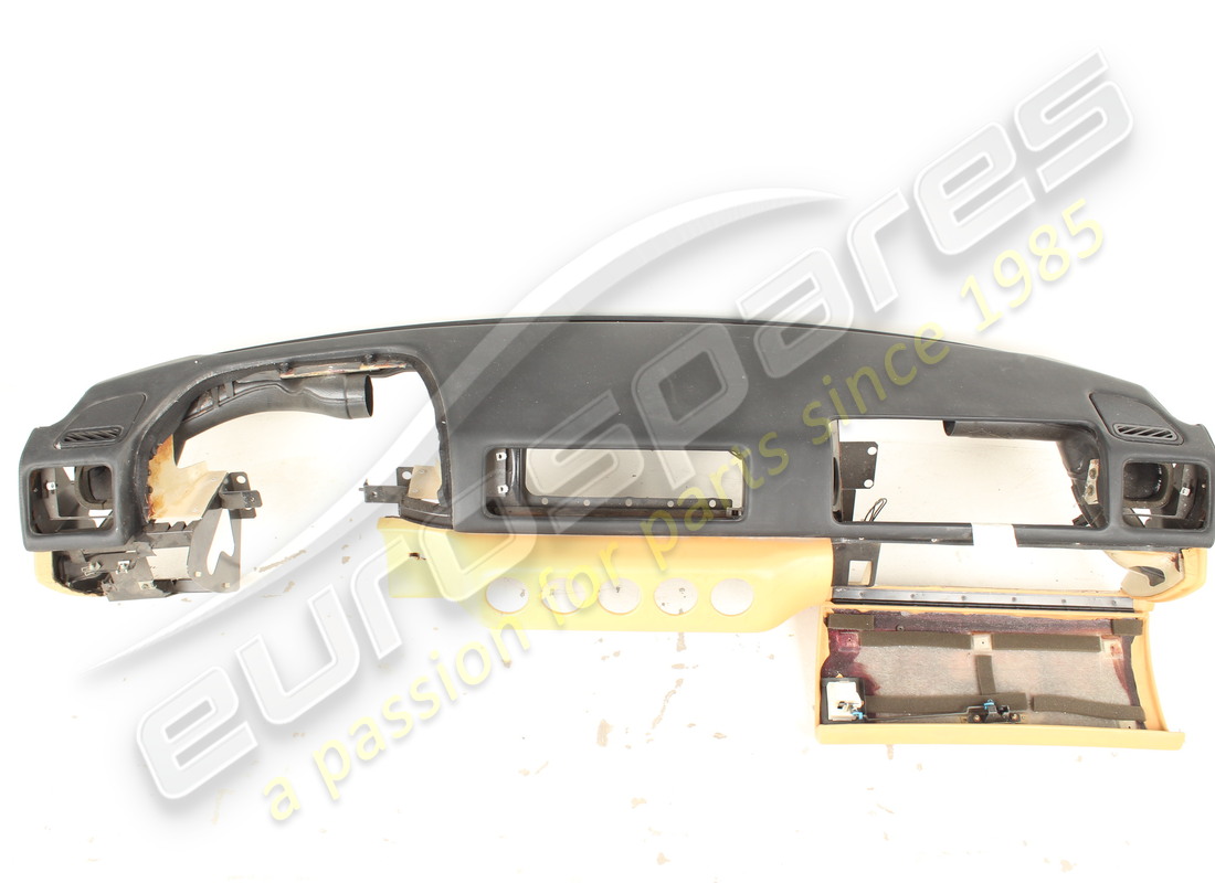 neu ferrari lhd dash black vm8500. teilenummer 64511300 (1)