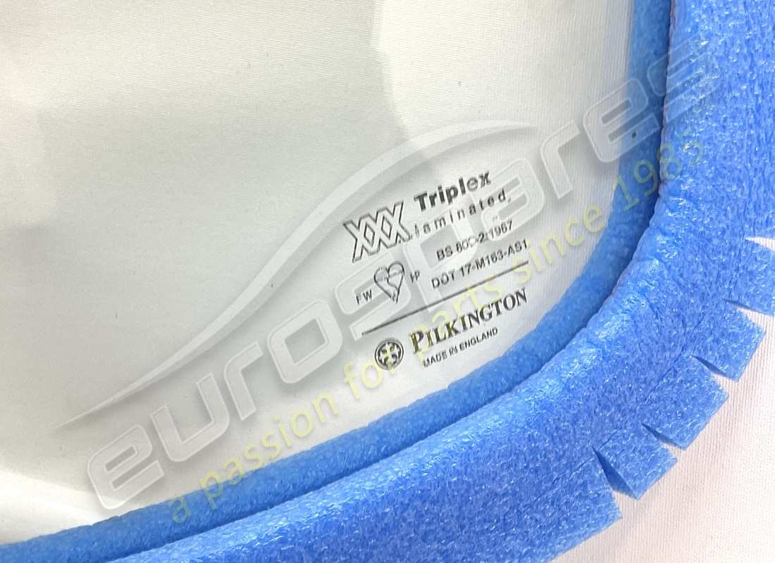 neue windschutzscheibe eurospares – passt für 400 superamerica. teilenummer fscr004 (2)