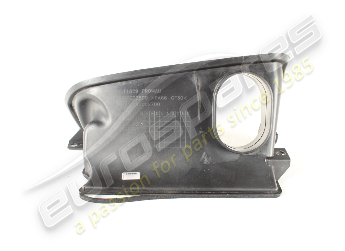 USED FERRARI RH AIR DUCT ON OIL RADIATOR. PART NUMBER 83002700 (5) used ferrari rh air duct on oil radiator. part number 83002700 (5)