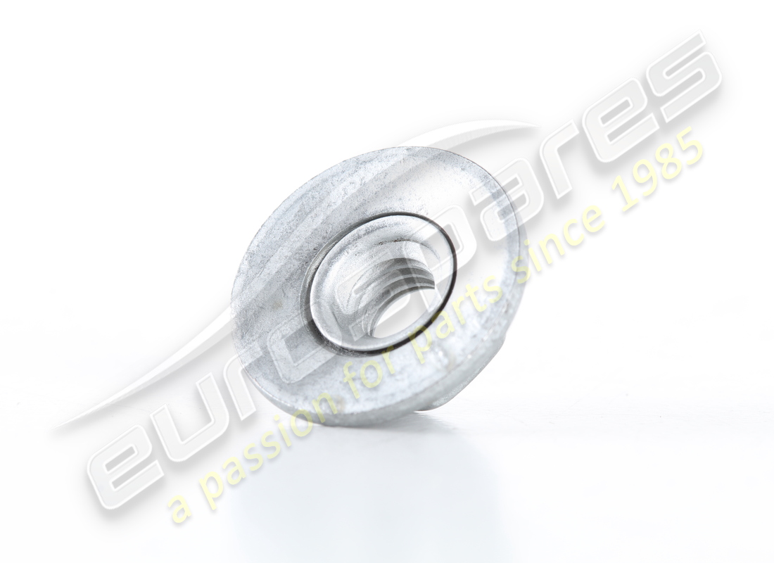 NEUE MASERATI MUTTER. TEILENUMMER 675000093 (2) neue maserati mutter. teilenummer 675000093 (2)