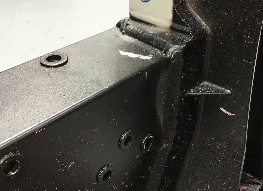 gebrauchter ferrari hinterer hilfsrahmen. teilenummer 985886767 (3)