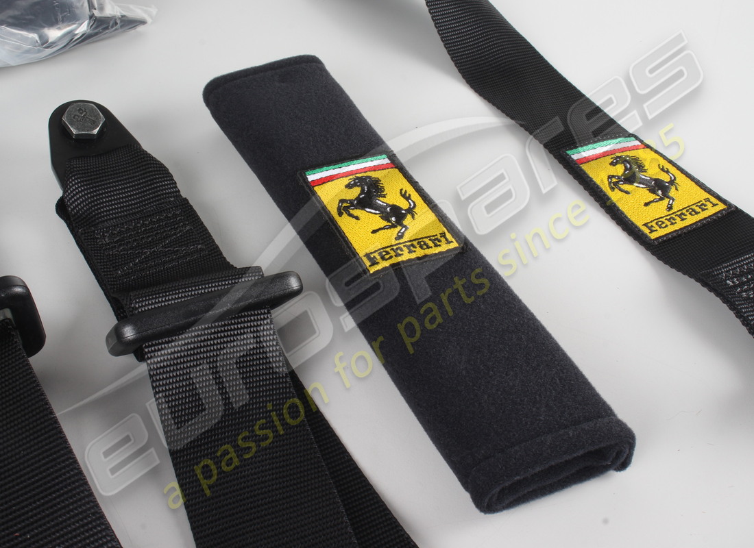 neu ferrari 4 punkt sicherheitsgurtbaugruppe. teilenummer 67291600 (4)
