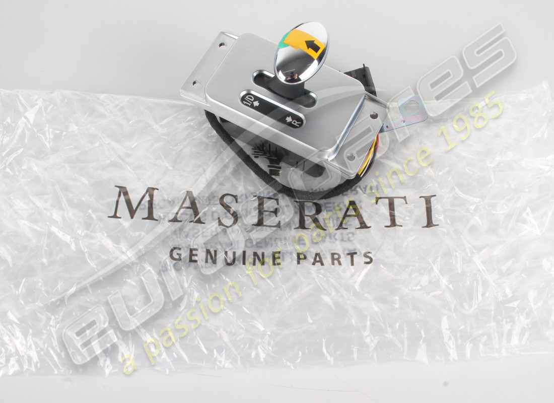 neues maserati rückwärtsgangsbedienfeld. teilenummer 237393 (3)