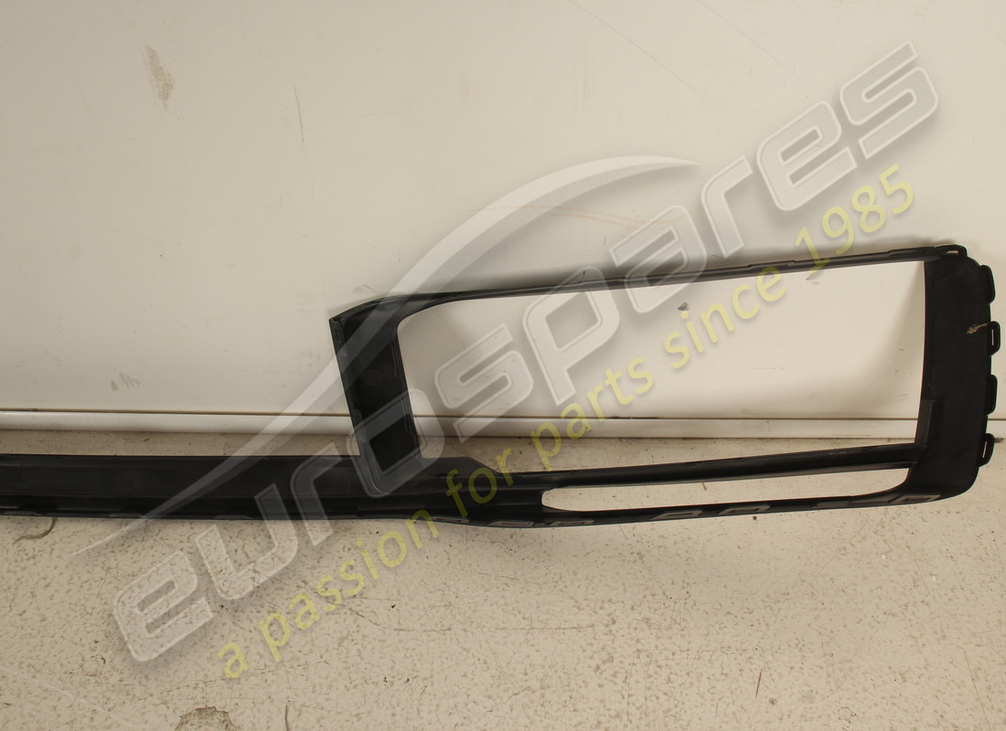 neu porsche verkleidung für lufteinlass vorne mattschwarz. teilenummer 992807579ok1 (4)