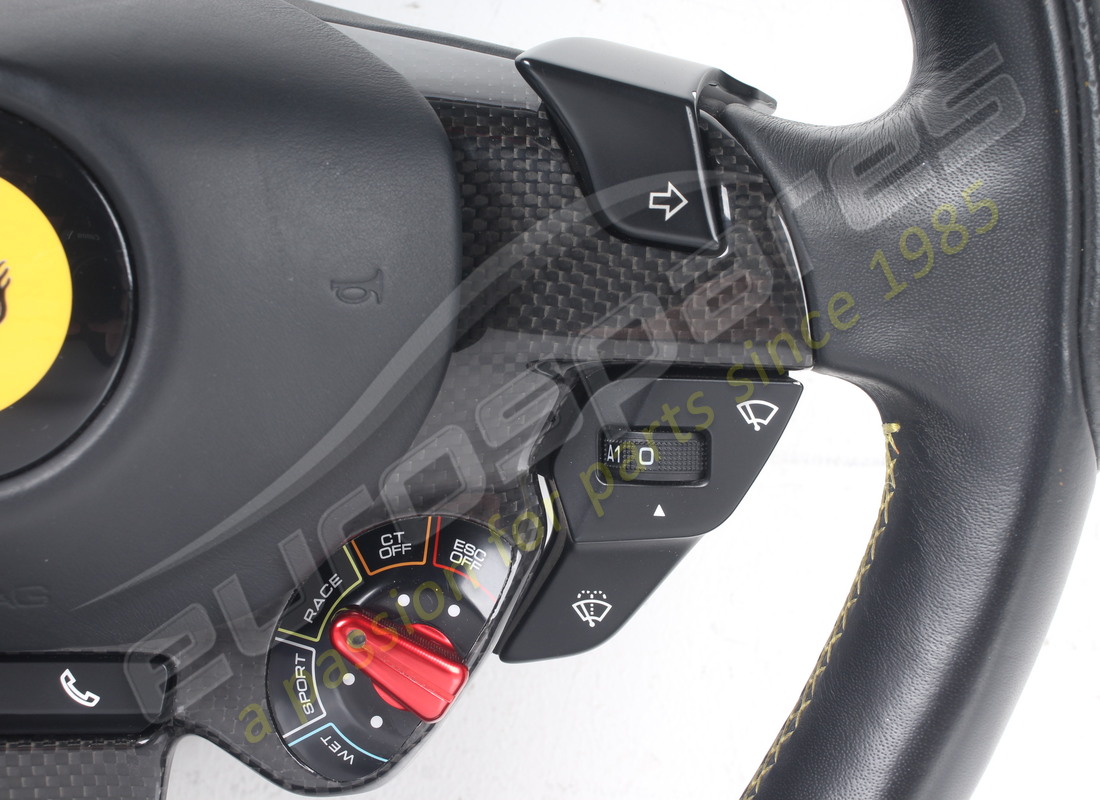 FERRARI KOMPLETTES LENKRAD GEBRAUCHT. TEILENUMMER 337540 (5) ferrari komplettes lenkrad gebraucht. teilenummer 337540 (5)