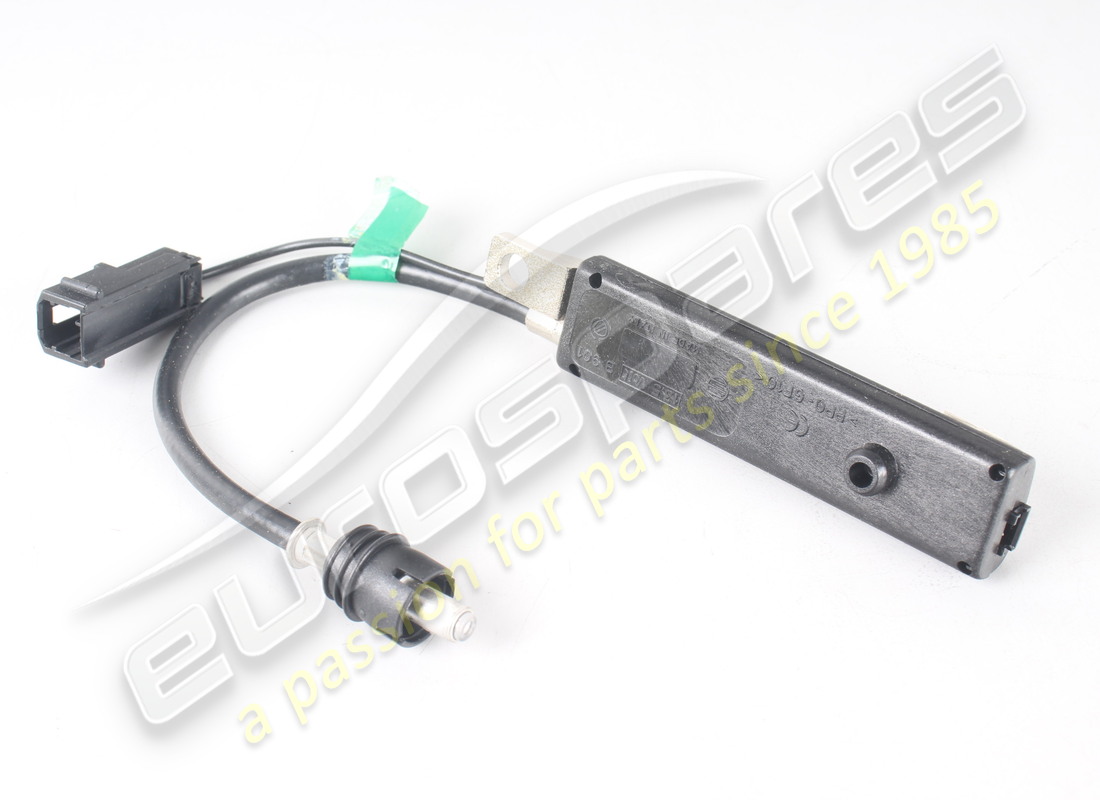 neuer ferrari antennenvorverstärker. teilenummer 176238 (1)