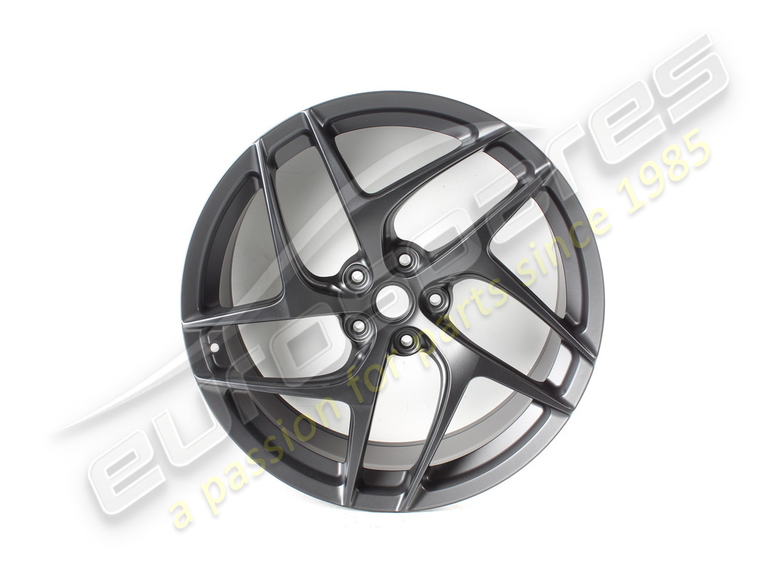 überholtes ferrari linkes vorderrad. teilenummer 323850 (1)