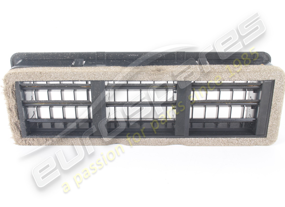 neue ferrari mittlere lüftungslüftung für das armaturenbrett. teilenummer 60657100 (2)