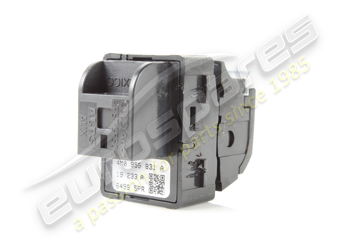 GEBRAUCHTER LAMBORGHINI HECKKLAPPENSCHALTER. TEILENUMMER 4M0959831A (2) gebrauchter lamborghini heckklappenschalter. teilenummer 4m0959831a (2)