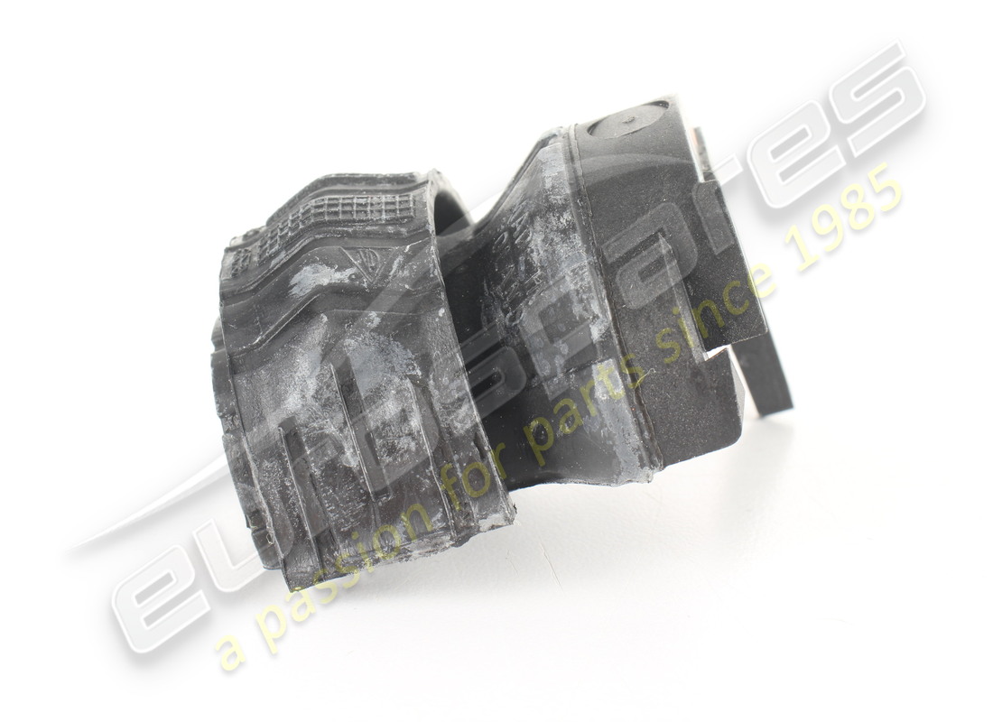 neue porsche-halterung für stabilisator. teilenummer 95534379261 (4)