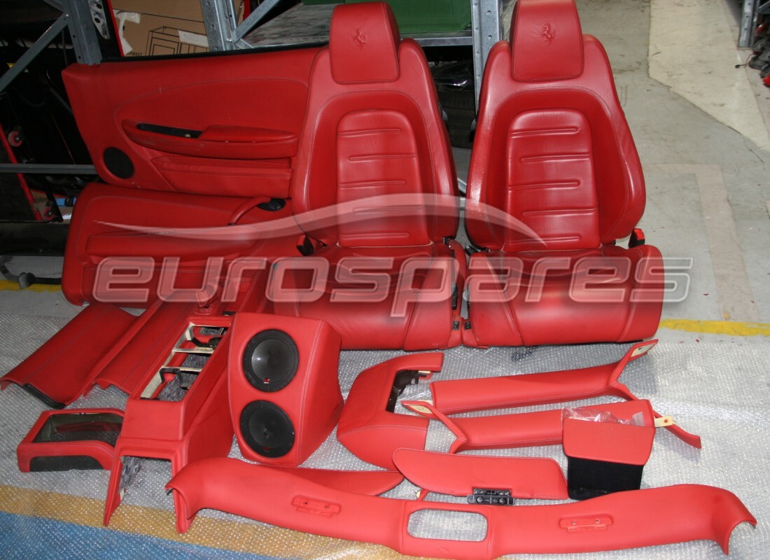 GEBRAUCHT Ferrari KOMPLETTE INNENAUSSTATTUNG, ELEKTRISCHE SITZE, TÜRVERKLEIDUNGEN & ZIERLEISTEN. TEILENUMMER F430SPIDERINT (1)