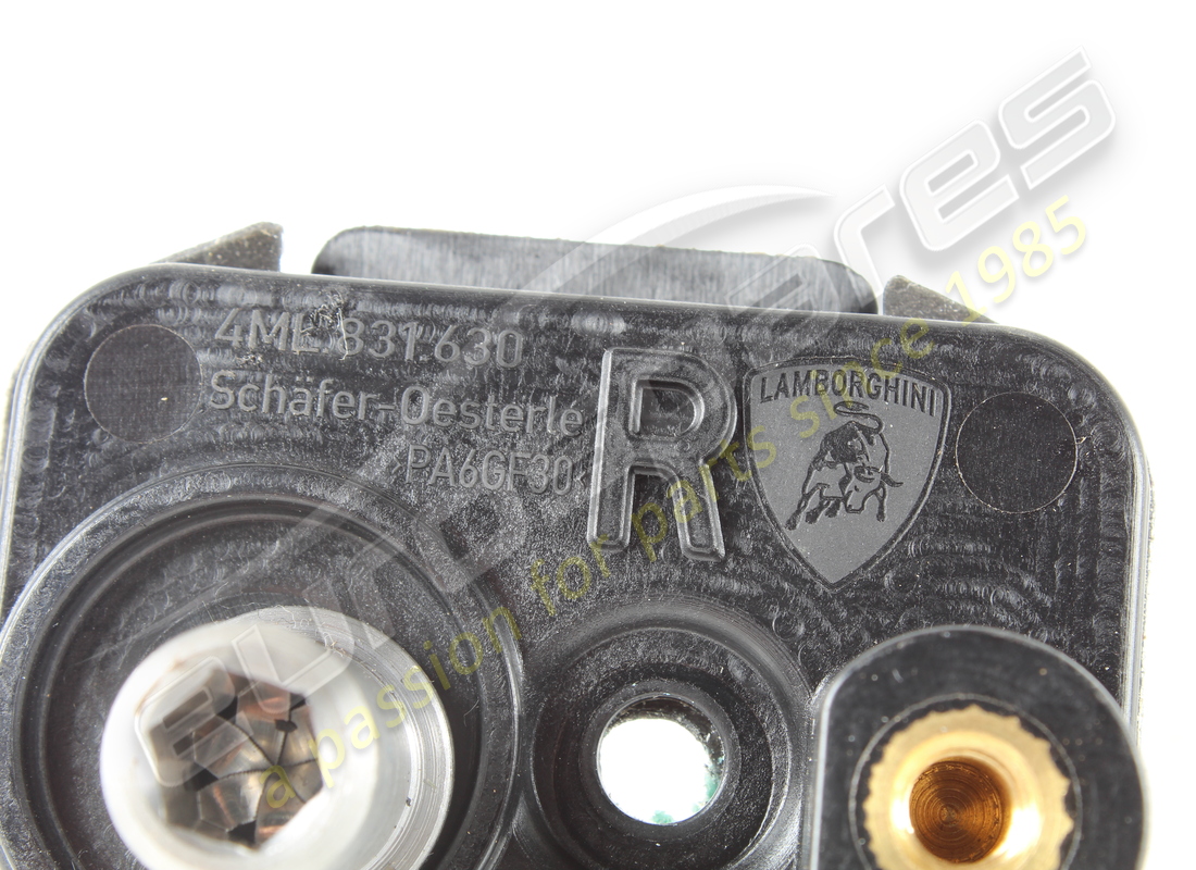 verwendete lamborghini halterung. teilenummer 4ml831630a (4)