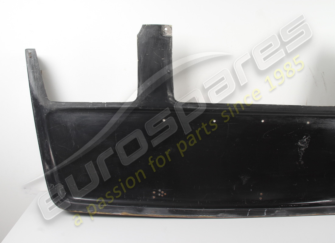 neuer ferrari spoyler. teilenummer 61691900 (3)