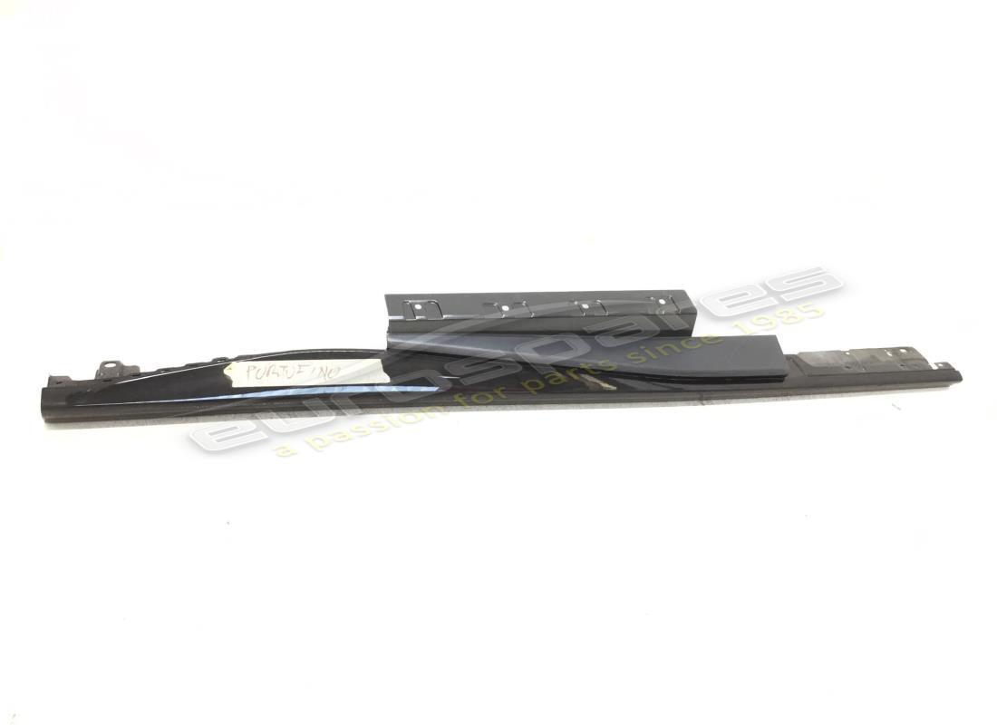 NEU (SONSTIGE) Ferrari KOMPLETTE rechte Schwellerverkleidung. TEILENUMMER 985765476 (1)