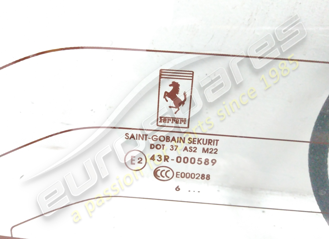 verwendet ferrari rückbildschirm. teilenummer 82202400 (2)