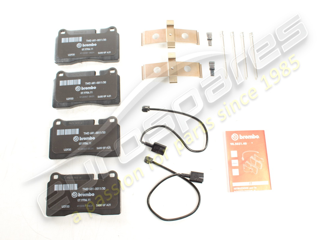 neuer maserati hinterer pad-satz. teilenummer 673010324 (1)
