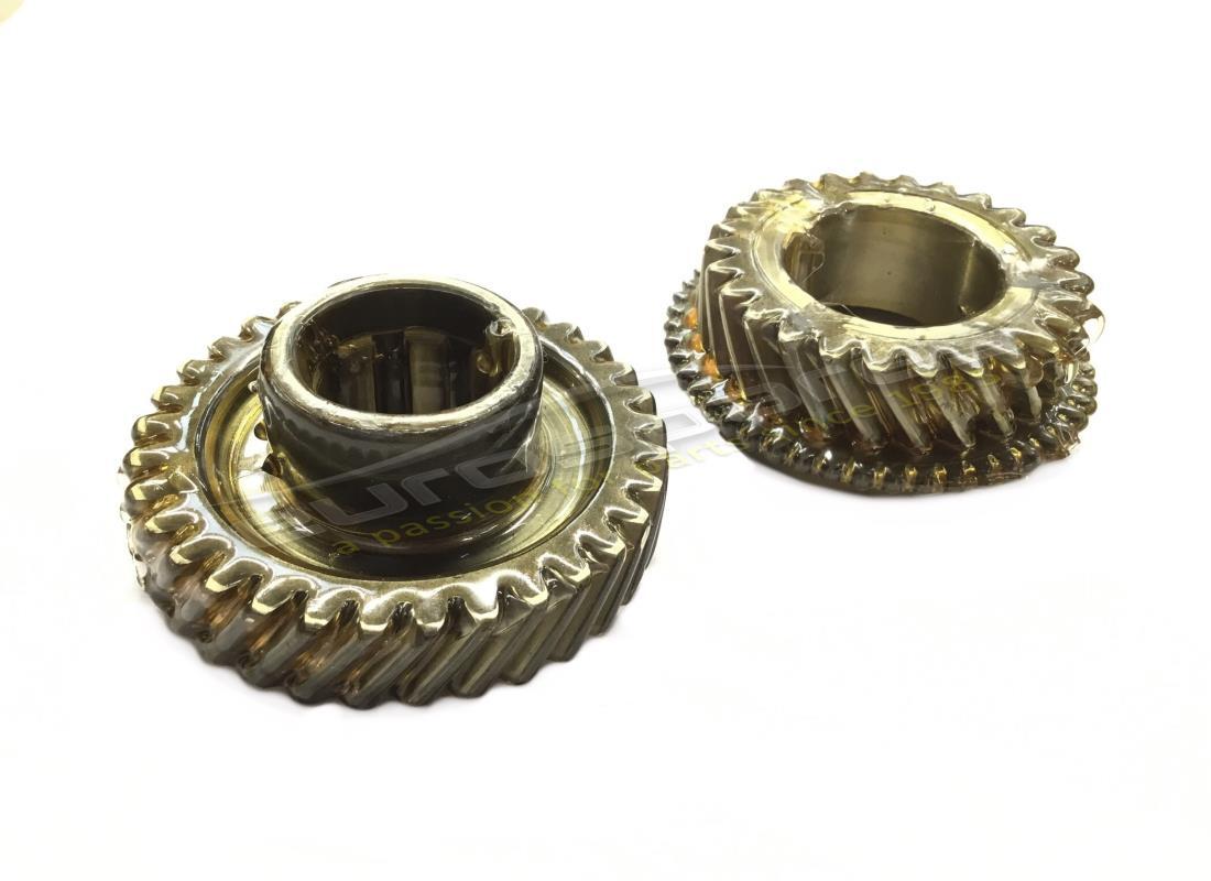 neues ferrari pinion-komplett-kit. teilenummer 70000831 (1)