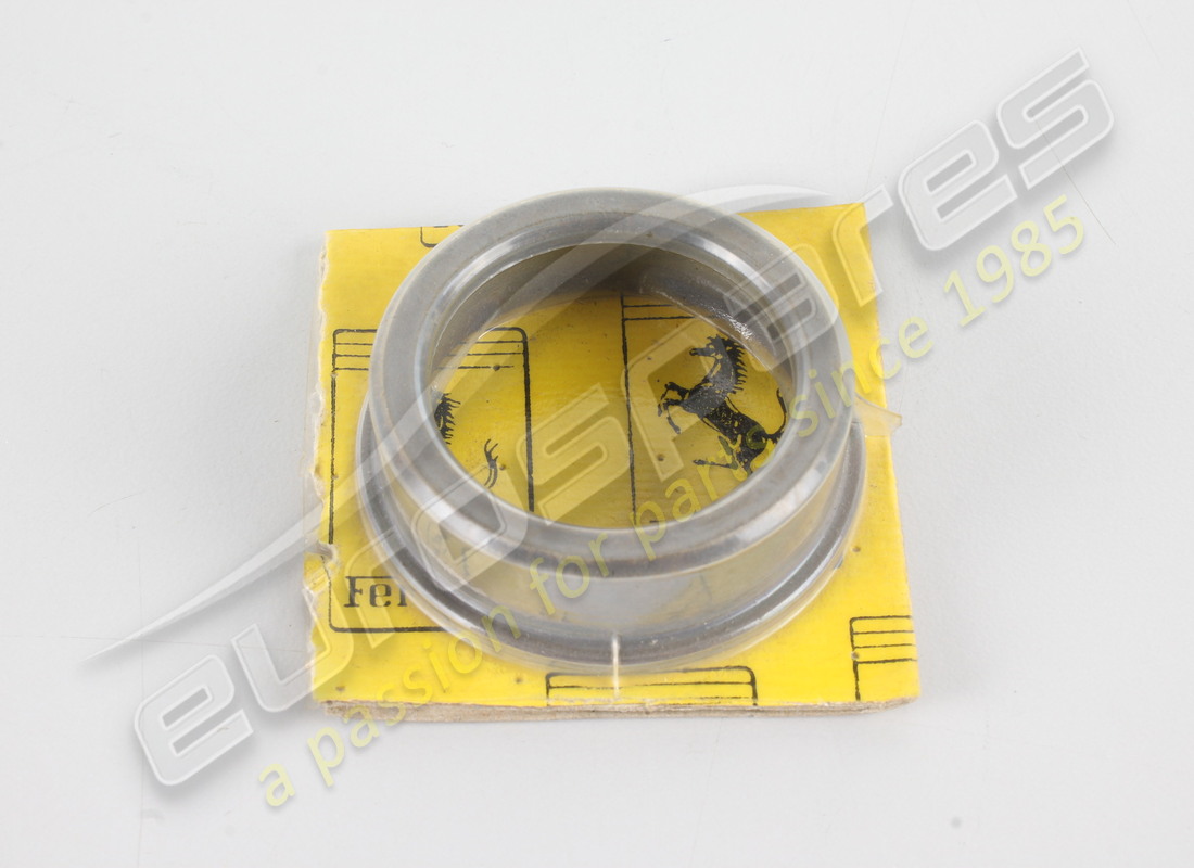 neuer ferrari sitz. teilenummer 523601 (1)