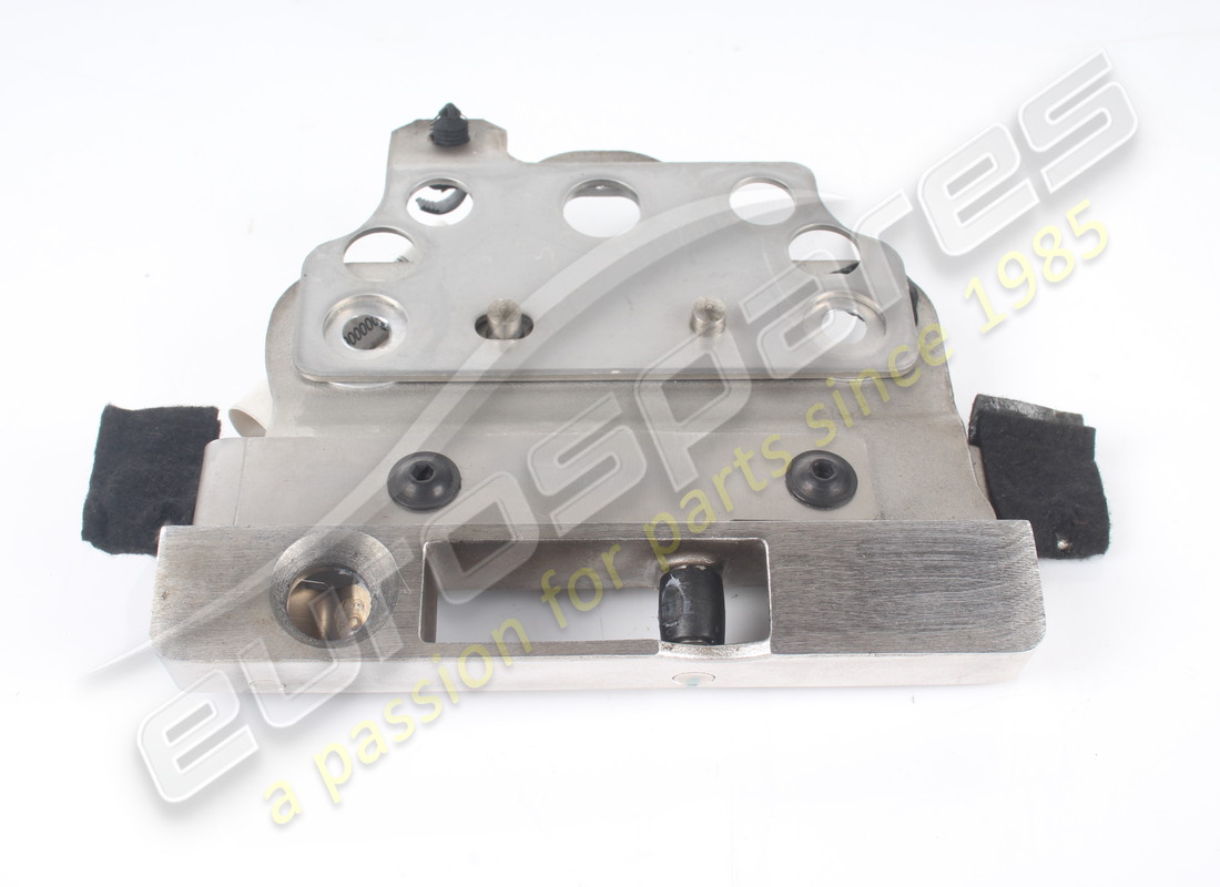 GEBRAUCHT FERRARI SCHLIESSSTÜCK LINKS KOMPLETT. TEILENUMMER 83977900 (1) gebraucht ferrari schliessstück links komplett. teilenummer 83977900 (1)