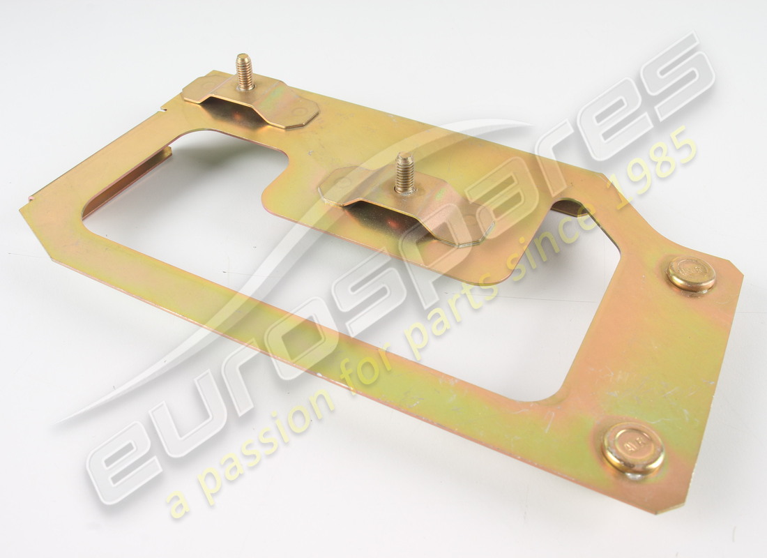 NEU MASERATI KOMPLETT F1 GETRIEBE-ECU-HALTERUNG. TEILENUMMER 186716 (1) neu maserati komplett f1 getriebe-ecu-halterung. teilenummer 186716 (1)