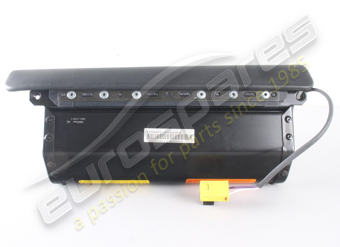 NEUER FERRARI BEIFAHRERSEITE KOMPLETT ABDECKTER AIRBAG 00 (SCHWARZ). TEILENUMMER 652025.. (7) neuer ferrari beifahrerseite komplett abdeckter airbag 00 (schwarz). teilenummer 652025.. (7)