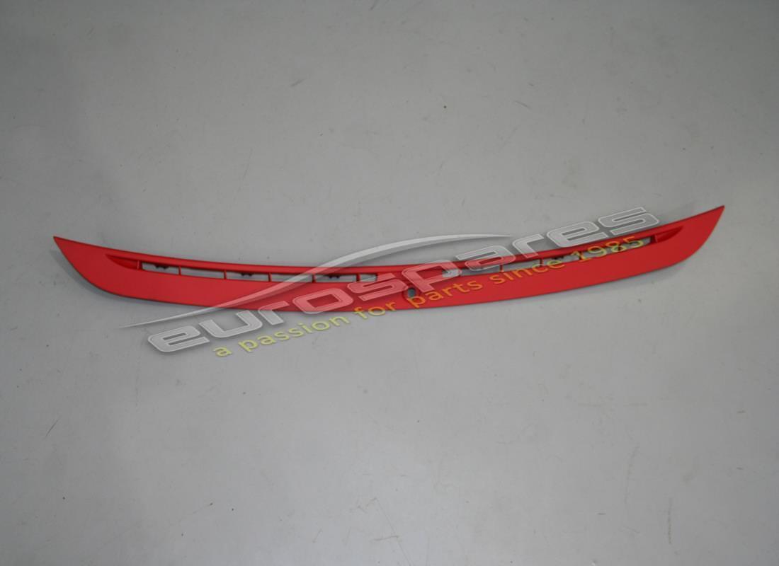 GEBRAUCHT Ferrari DEFROSTER-LUFTRAHMEN - ROSSO [ROT] (364012806) . TEILENUMMER 84714730 (1)