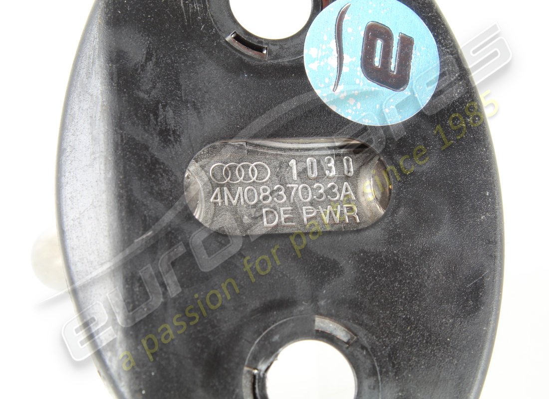 GEBRAUCHT LAMBORGHINI STRIKER. TEILENUMMER 4M0837033A (2) gebraucht lamborghini striker. teilenummer 4m0837033a (2)