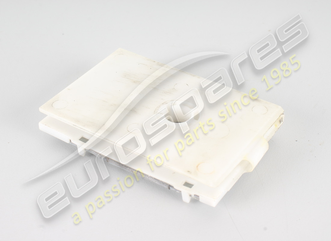 verwendet lamborghini befestigungsteil. teilenummer 8h0845233 (1)