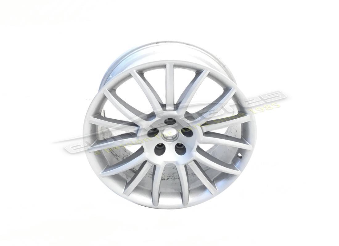 ÜBERHOLTES Maserati HINTERRAD. TEILENUMMER 82126806 (1)