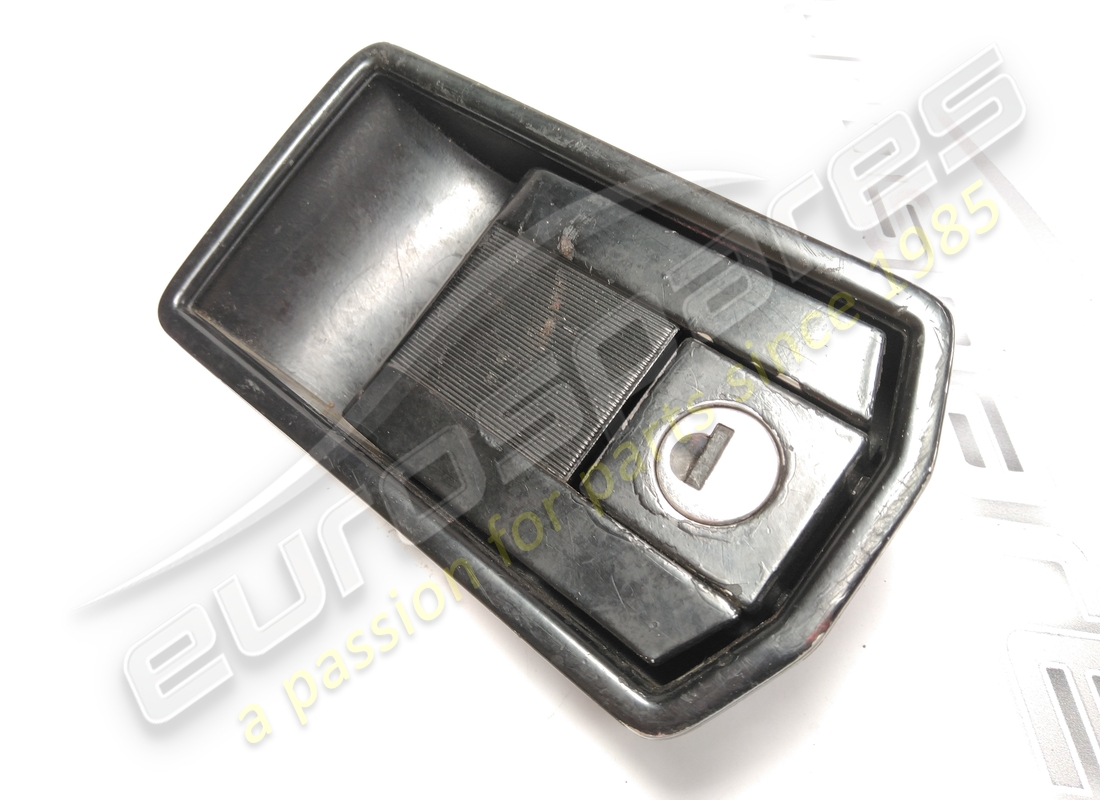 gebrauchter ferrari türgriff links. teilenummer 40062606 (2)