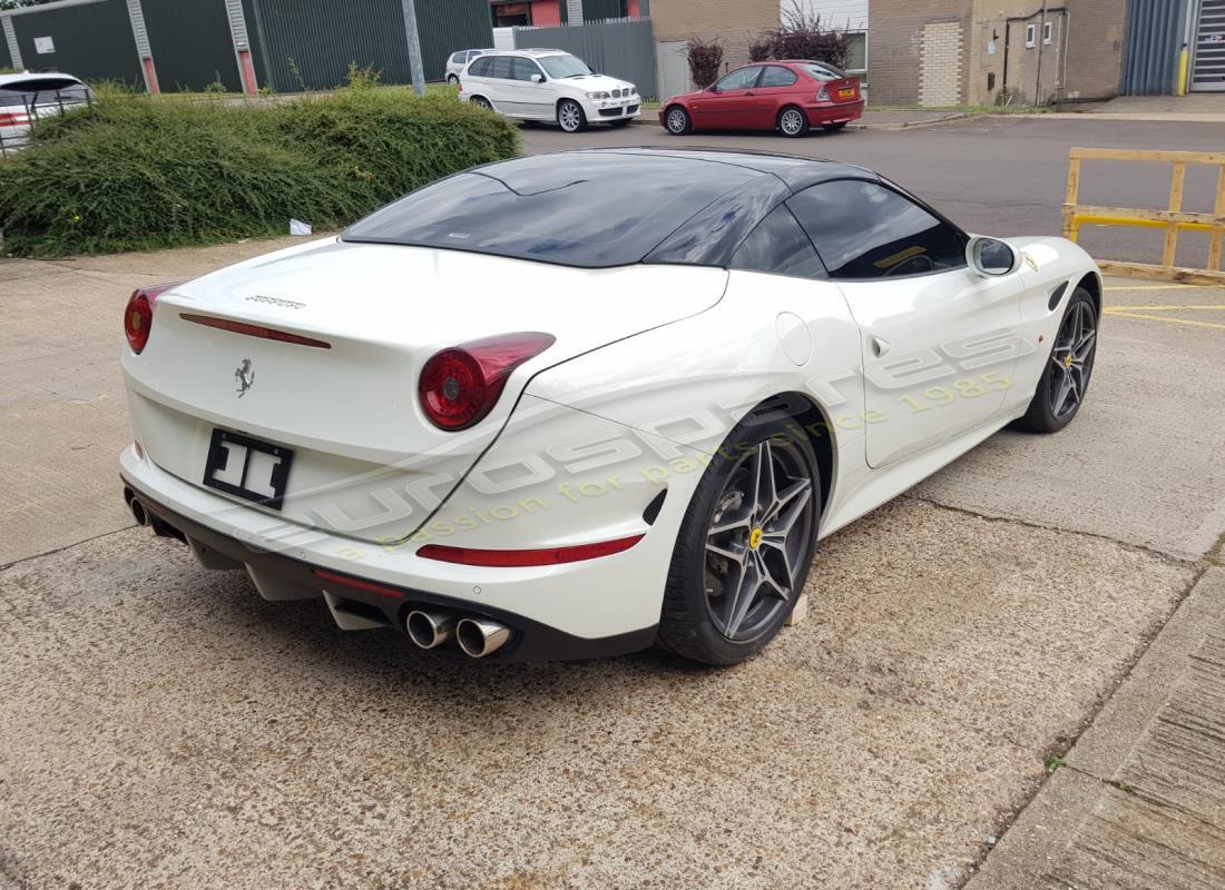 ferrari california t (europe) mit unbekannt, wird zur demontage vorbereitet #5