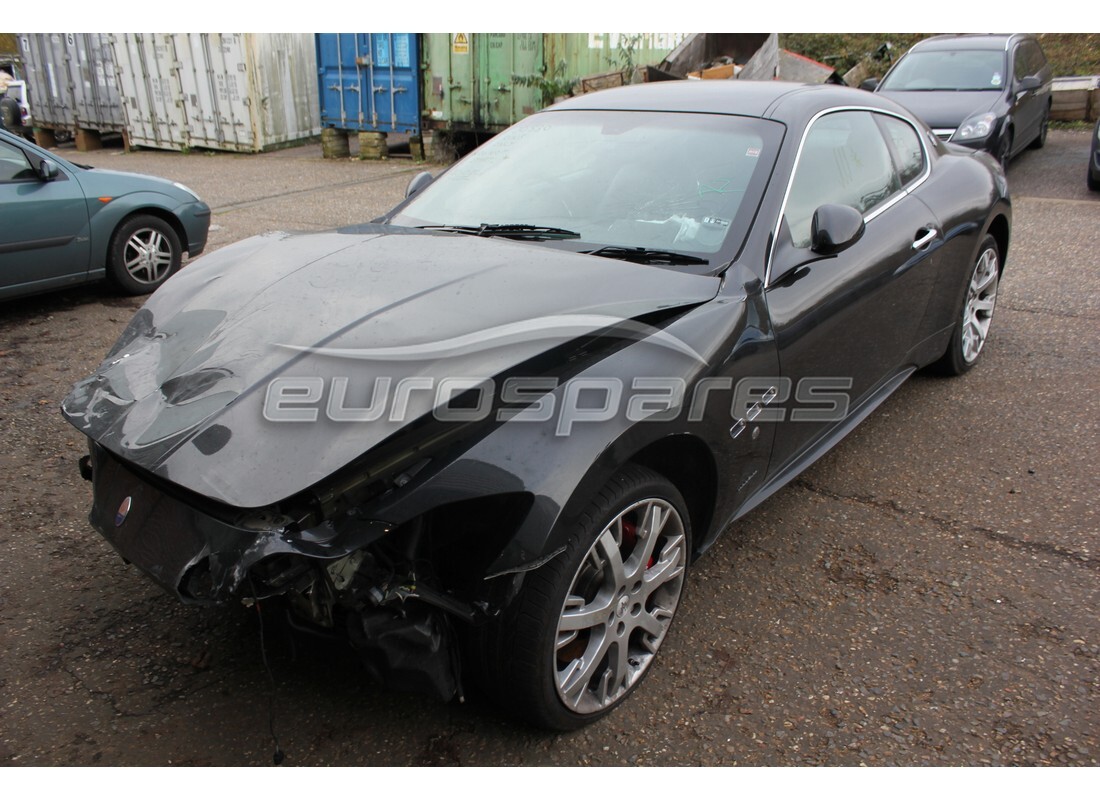 maserati granturismo (2009) wird für den abbau bei eurospares vorbereitet