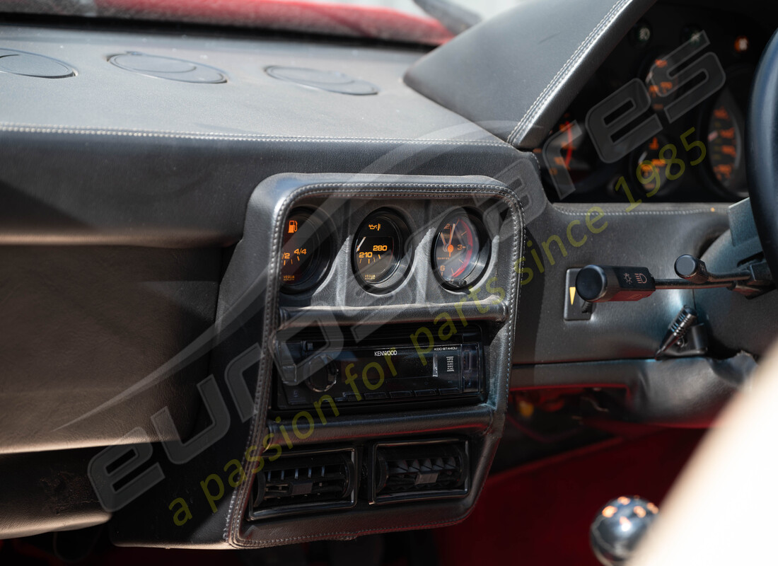 ferrari 328 (1988) wird für die demontage vorbereitet #20